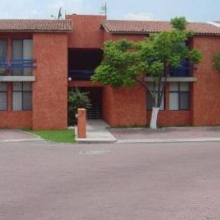 Amplia Suite Alberca Av Bernardo Quintana 12D Mendiola Exterior photo
